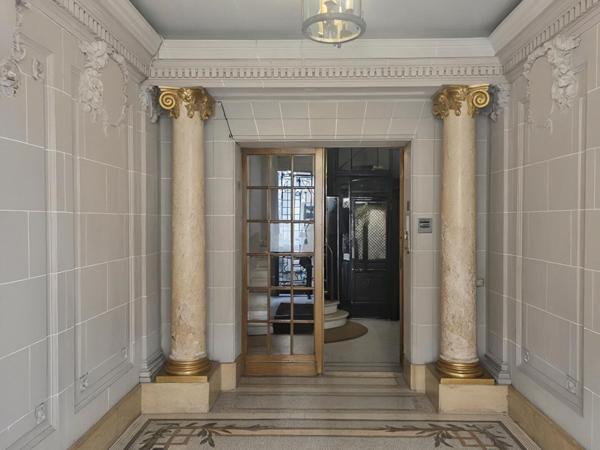 Quartier TERNES - beau 3 pièces avec balconnets