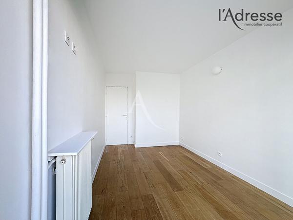 PUTEAUX / 3 pièces de 64 m² avec balcons cave et parking