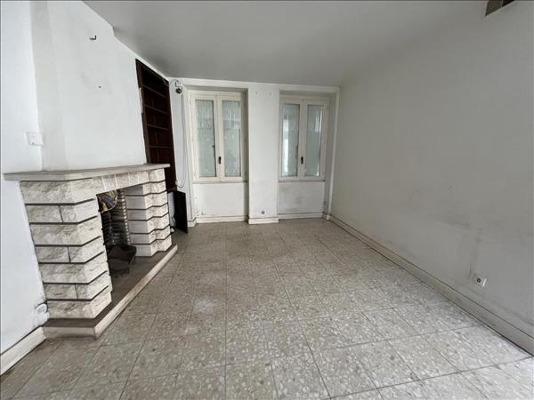 Maison à vendre |  Saint-Amand-Montrond |  5 pièces | 121 m²