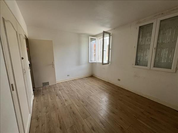 Maison à vendre |  Saint-Amand-Montrond |  5 pièces | 121 m²