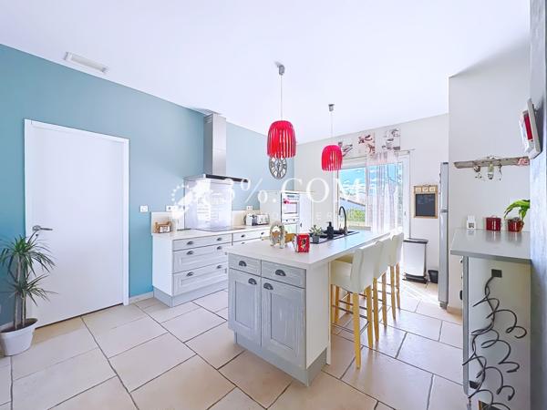 Maison 7 pièce(s) 4 chambre(s) 157.13 m²