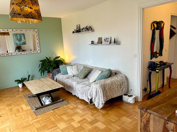 Appartement Maisons Laffitte 3 pièce(s) 59.92 m2

Loyer €1 400/moischarges comprises **

- Ref : 4970