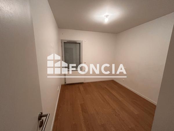 Location Appartement 3 pièces 77.02 m² - 685 RUE DES COMBES Chambery 73000