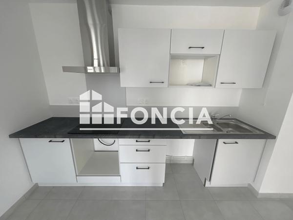 Location Appartement 3 pièces 66.2 m² - 8 AVENUE HENRI BARBUSSE Annemasse 74100