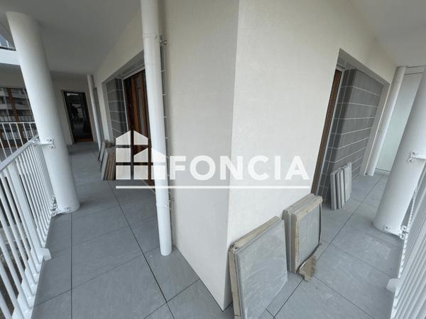 Location Appartement 3 pièces 66.2 m² - 8 AVENUE HENRI BARBUSSE Annemasse 74100