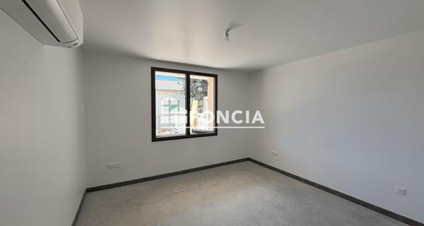 Location Appartement 3 pièces 79.23 m² - Lauris 84360
