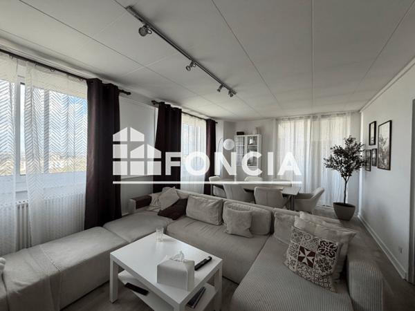 Location Appartement 4 pièces 90.82 m² - 9 SQUARE DE LIEGE Vandoeuvre 54500
