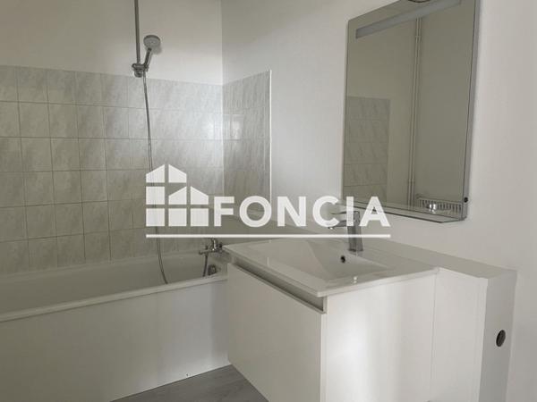 Location Appartement 4 pièces 90.82 m² - 9 SQUARE DE LIEGE Vandoeuvre 54500