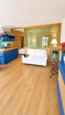 Vente                                                      Appartement
                        
                     1 pièces                      38 m2                     à Sainte-Maxime