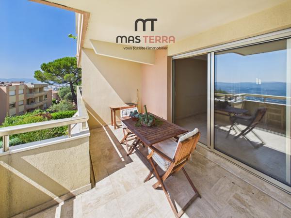 Appartement
         3 pièces
        - 71 m² Exclusivité 264 000 € *