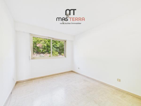 Appartement
         3 pièces
        - 71 m² Exclusivité 264 000 € *