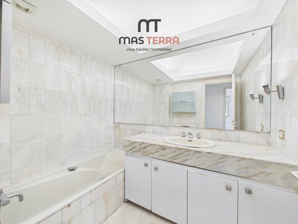 Appartement
         3 pièces
        - 71 m² Exclusivité 264 000 € *