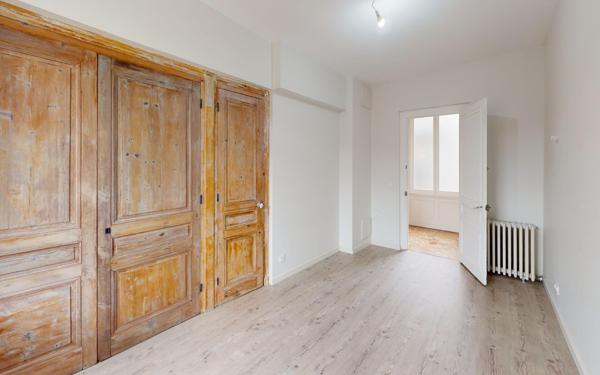 Appartement à louer    4 pièces •  Saint-Étienne