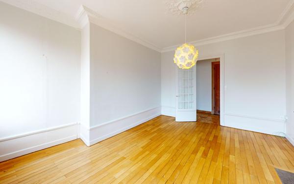 Appartement à louer    4 pièces •  Saint-Étienne