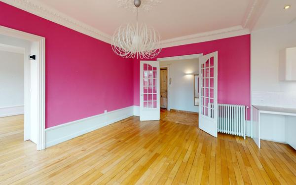 Appartement à louer    4 pièces •  Saint-Étienne