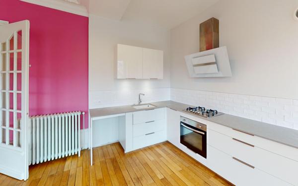 Appartement à louer    4 pièces •  Saint-Étienne