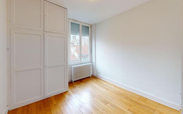 Appartement à louer    4 pièces •  Saint-Étienne