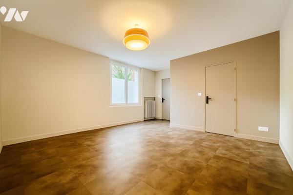 LA MEMBROLLE-SUR-CHOISILLE
Bourg de la Commune 
Proximité direct Bus Fil Bleu lignes 51 et 66