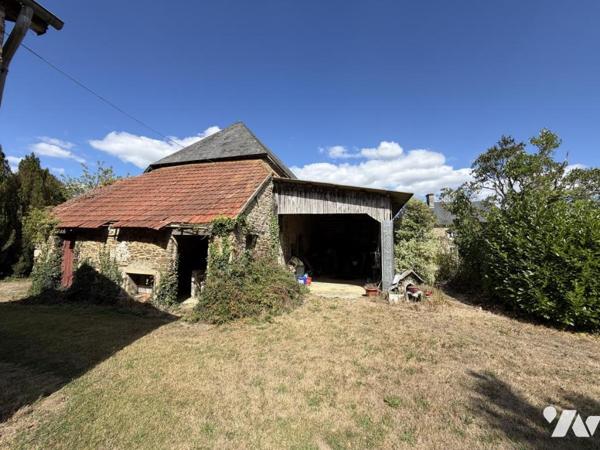 Très belle maison en pierre avec dépendances sur 1ha59 de terre libre.