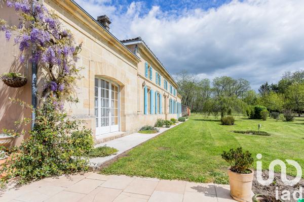 Maison à vendre 10 pièces 314 m² Saint-Savin