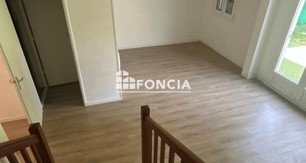Location Maison 4 pièces 91 m² - Le Mée-sur-seine 77350