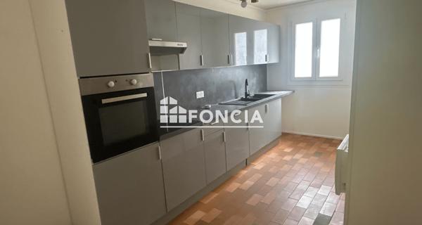 Location Maison 4 pièces 91 m² - Le Mée-sur-seine 77350