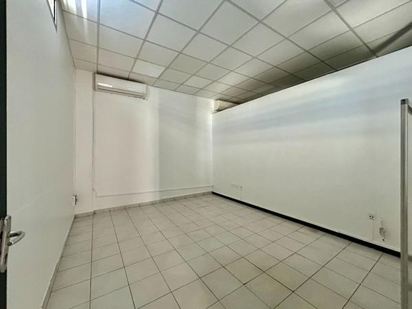 Bureaux à louer de 51,20 m² au 1er étage à Fort-de-France, Martinique - Exclusivité ERA STI CARAIBES