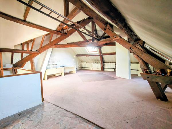 Immeuble de 210,19 m²