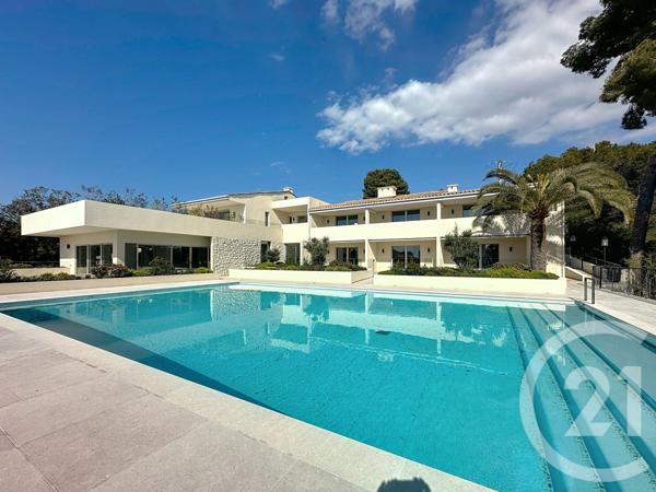 Appartement F4 à vendre  4 pièces - 200,19 m2 CAGNES SUR MER - 06