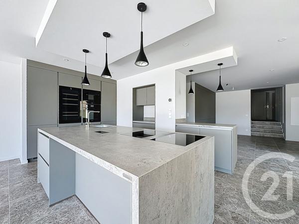 Appartement F4 à vendre  4 pièces - 200,19 m2 CAGNES SUR MER - 06