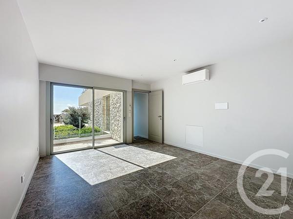 Appartement F4 à vendre  4 pièces - 200,19 m2 CAGNES SUR MER - 06
