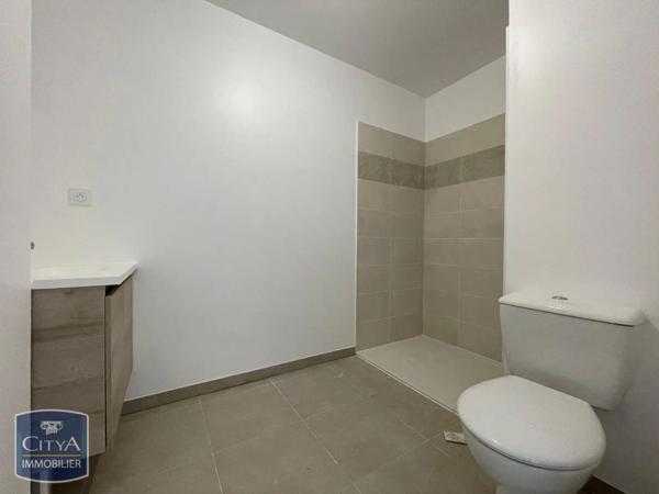 Appartement à louer 2 pièces 45.3m² Arles (13200)