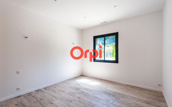 Appartement à vendre    4 pièces • 91,90 m2 Aix-en-Provence
