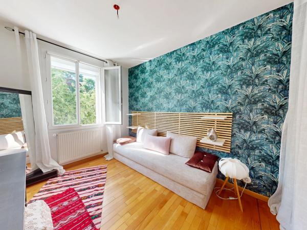 GAGNY CENTRE ,UNE MAISON FAMILIALE RÉNOVÉE OÙ CHAQUE ESPACE A ÉTÉ PENSÉ POUR LE QUOTIDIEN