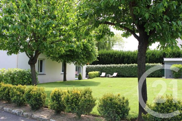 Maison à vendre  8 pièces - 200 m 2   LA BAULE ESCOUBLAC  - 44
