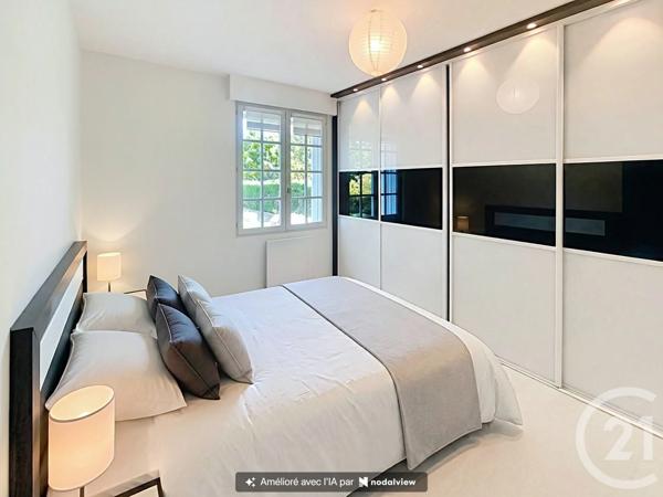 Maison à vendre  8 pièces - 200 m 2   LA BAULE ESCOUBLAC  - 44