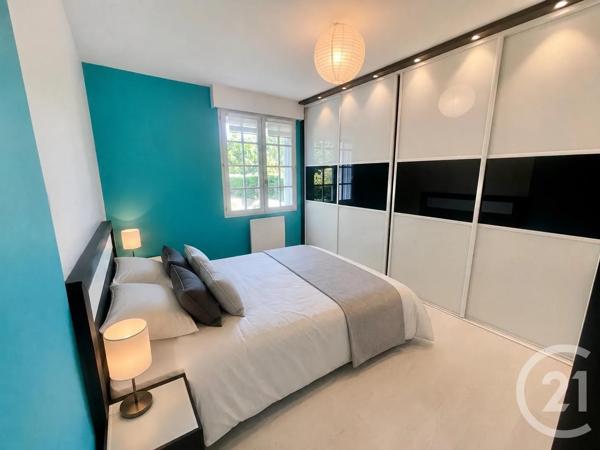 Maison à vendre  8 pièces - 200 m 2   LA BAULE ESCOUBLAC  - 44