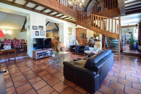 À vendre – Demeure familiale de charme aux portes de Tarbes (65)