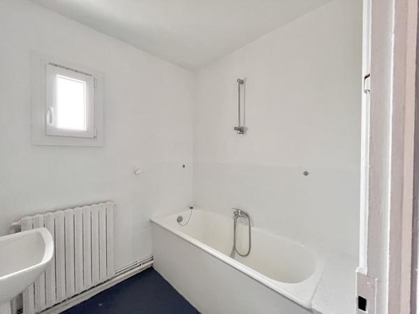 Maison à louer |  Carhaix-Plouguer |  5 pièces | 75 m²