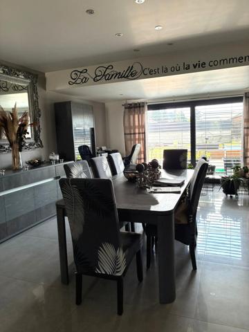 Belle maison individuelle de plain-pied – 145 m² – Parcelle de 866 m²