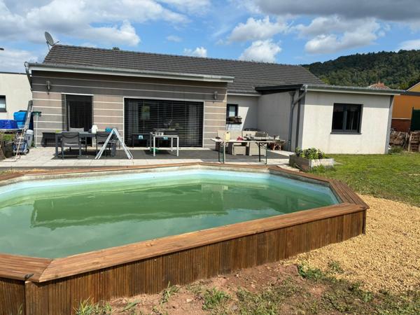 Belle maison individuelle de plain-pied – 145 m² – Parcelle de 866 m²