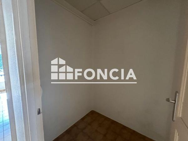 Location Appartement 2 pièces 40 m² - 2EME ETAGE DROIT Digne-les-bains 04000