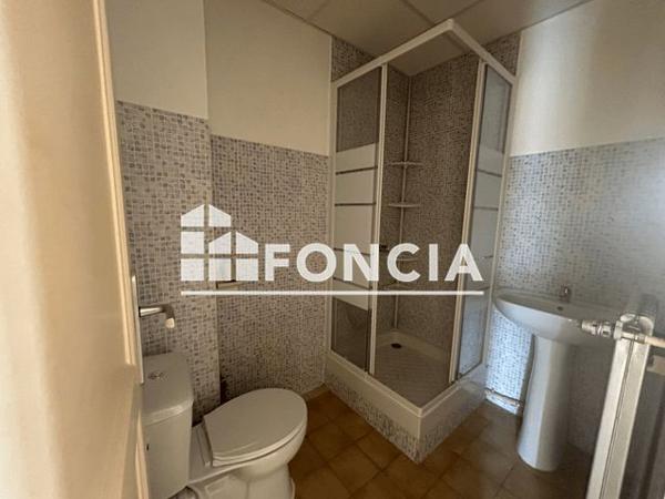 Location Appartement 2 pièces 40 m² - 2EME ETAGE DROIT Digne-les-bains 04000