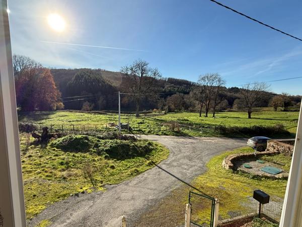 EN EXCLUSIVITE ! Corps de ferme avec maison d'habitation de 89m² sur terrain de 2hectares 2188m² 138 500 €