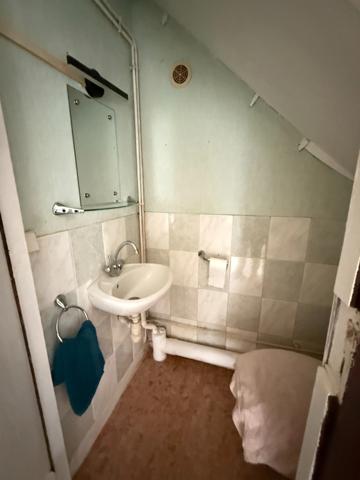 EN EXCLUSIVITE ! Corps de ferme avec maison d'habitation de 89m² sur terrain de 2hectares 2188m² 138 500 €