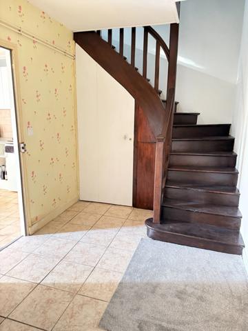 EN EXCLUSIVITE ! Corps de ferme avec maison d'habitation de 89m² sur terrain de 2hectares 2188m² 138 500 €