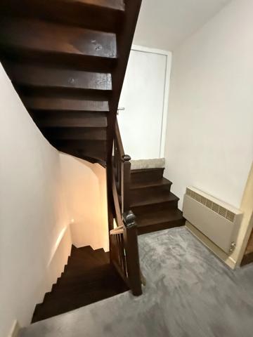 EN EXCLUSIVITE ! Corps de ferme avec maison d'habitation de 89m² sur terrain de 2hectares 2188m² 138 500 €