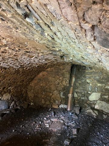 EN EXCLUSIVITE ! Corps de ferme avec maison d'habitation de 89m² sur terrain de 2hectares 2188m² 138 500 €