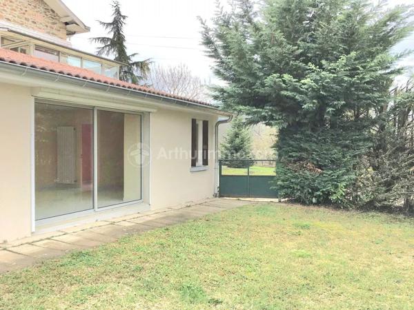 Vente                                                      Maison
                        
                                         141 m2                     à Brassac-les-Mines