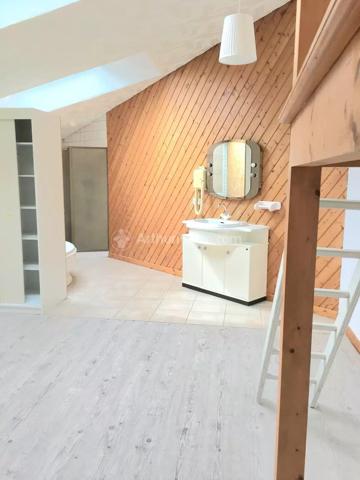 Vente                                                      Maison
                        
                                         141 m2                     à Brassac-les-Mines